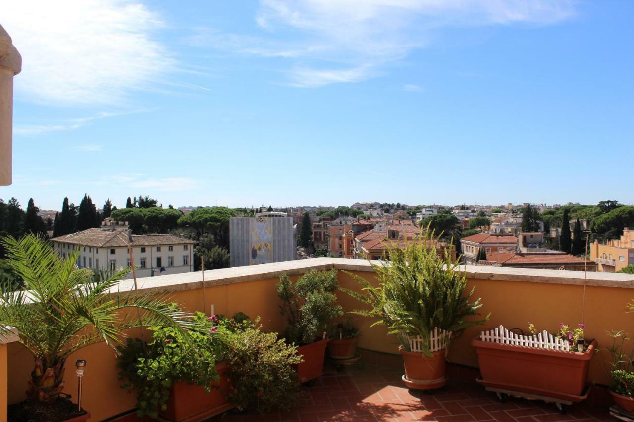 Terrazza 29 Holiday Home โรม ภายนอก รูปภาพ